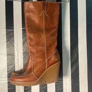 Michael Kors Wedged Leather boots. Size 7. Made in Brazil.